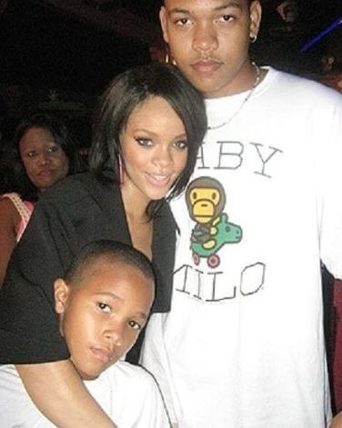 Ronald Fenty's children Rihanna, Rorrey, and Rajad